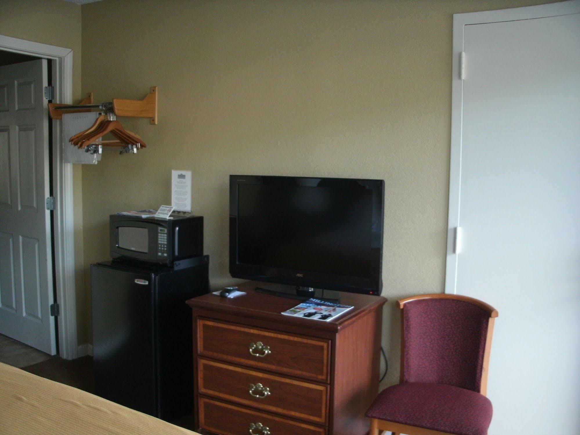 Motel 6 Millington Tn Buitenkant foto